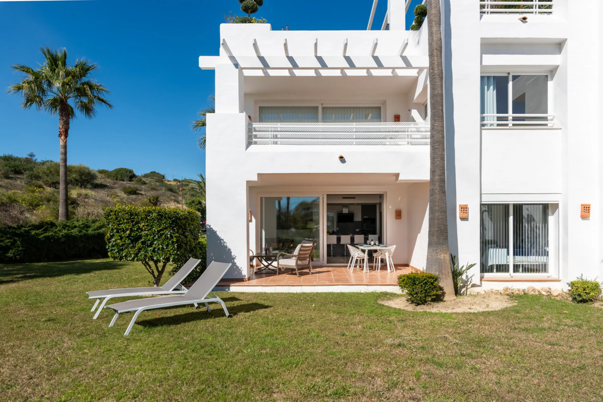 Located within one of the most sought-after developments on the Costa del Sol, this stylish ground floor apartment offers an exceptional living environment, combining comfort, nature, and a true resort lifestyle.