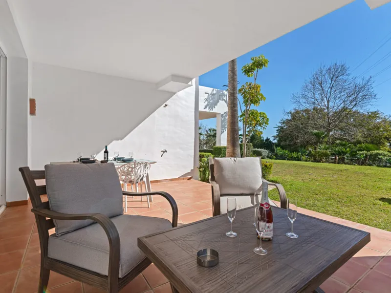 Located within one of the most sought-after developments on the Costa del Sol, this stylish ground floor apartment offers an exceptional living environment, combining comfort, nature, and a true resort lifestyle.