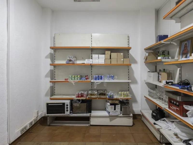 This commercial property is a gem in the heart of Marbella's bustling city center. Boasting two spacious floors, it offers ample room for both storage and office space, making it a prime location for a variety of businesses. The property's standout featur