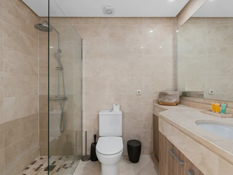 Located within one of the most sought-after developments on the Costa del Sol, this stylish ground floor apartment offers an exceptional living environment, combining comfort, nature, and a true resort lifestyle.