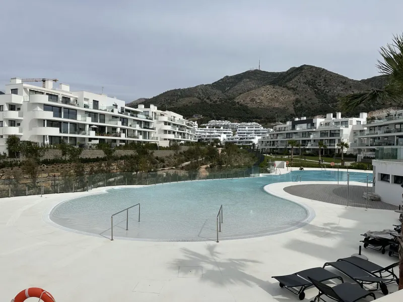 Apartment - Ground Floor Apartment в продаже в Benalmadena, Málaga. В доме 2 спален и 2 ванных комнат. Площадь дома 110 м². Площадь участка 30 м²