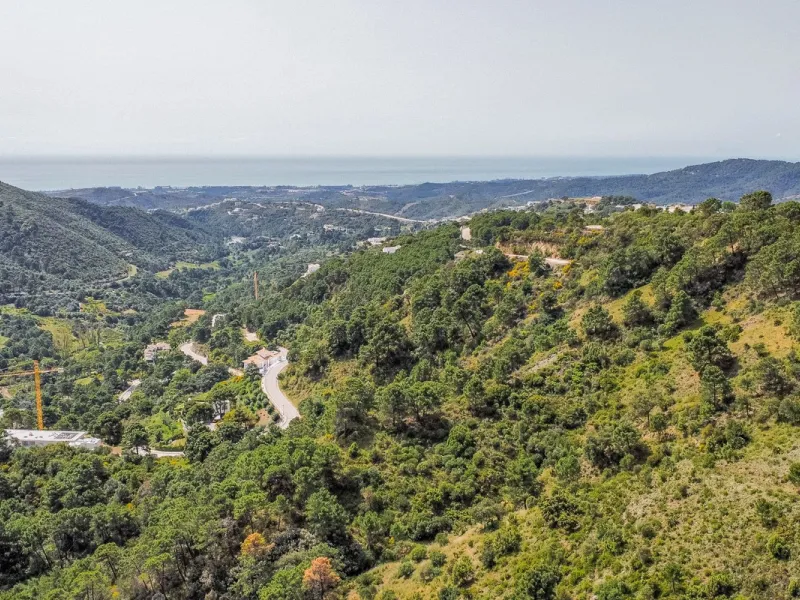Fantastic rustic plot in Monte Mayor, Benahavís.