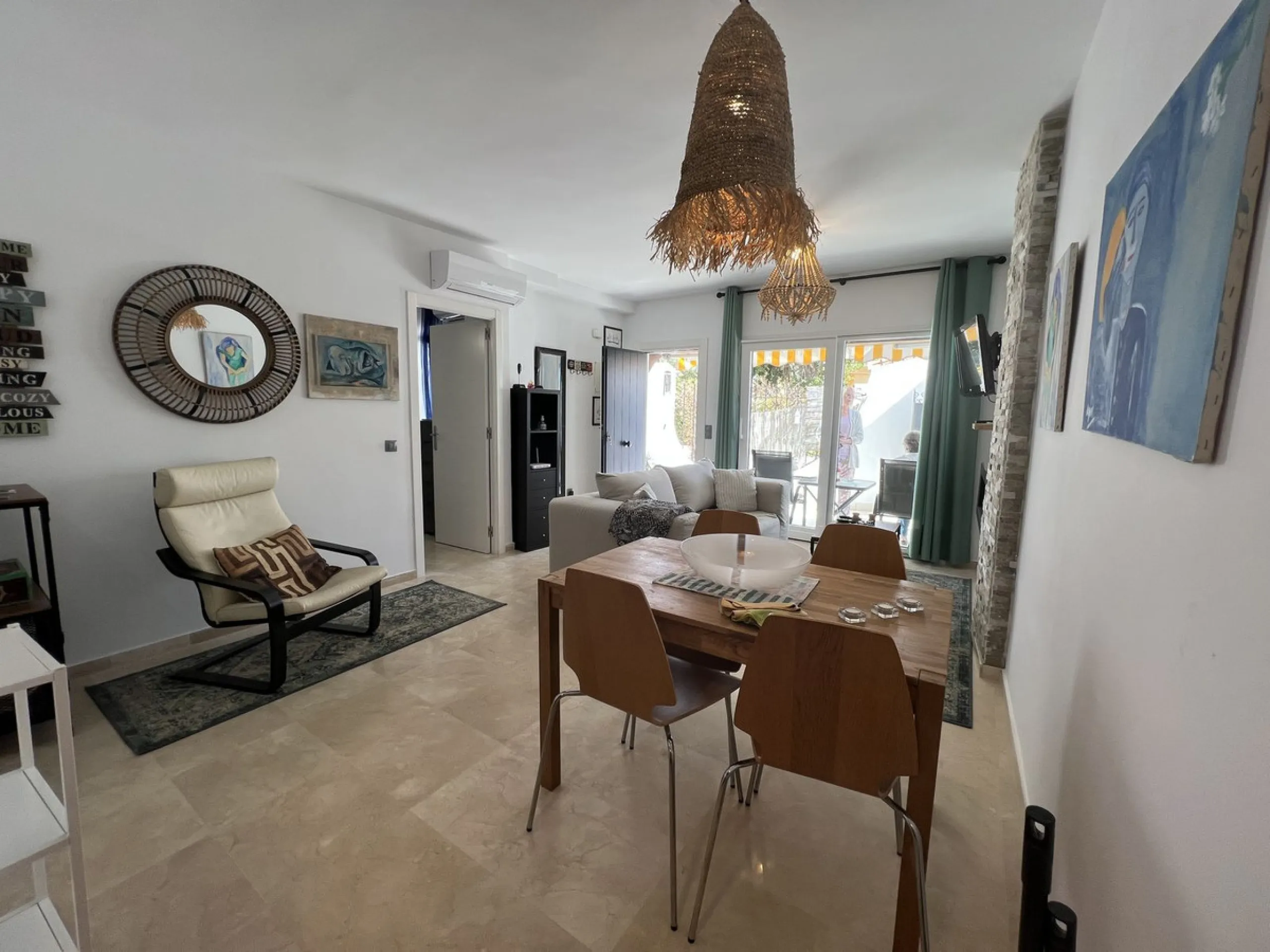 This property is located in one of the best areas of Marbella.