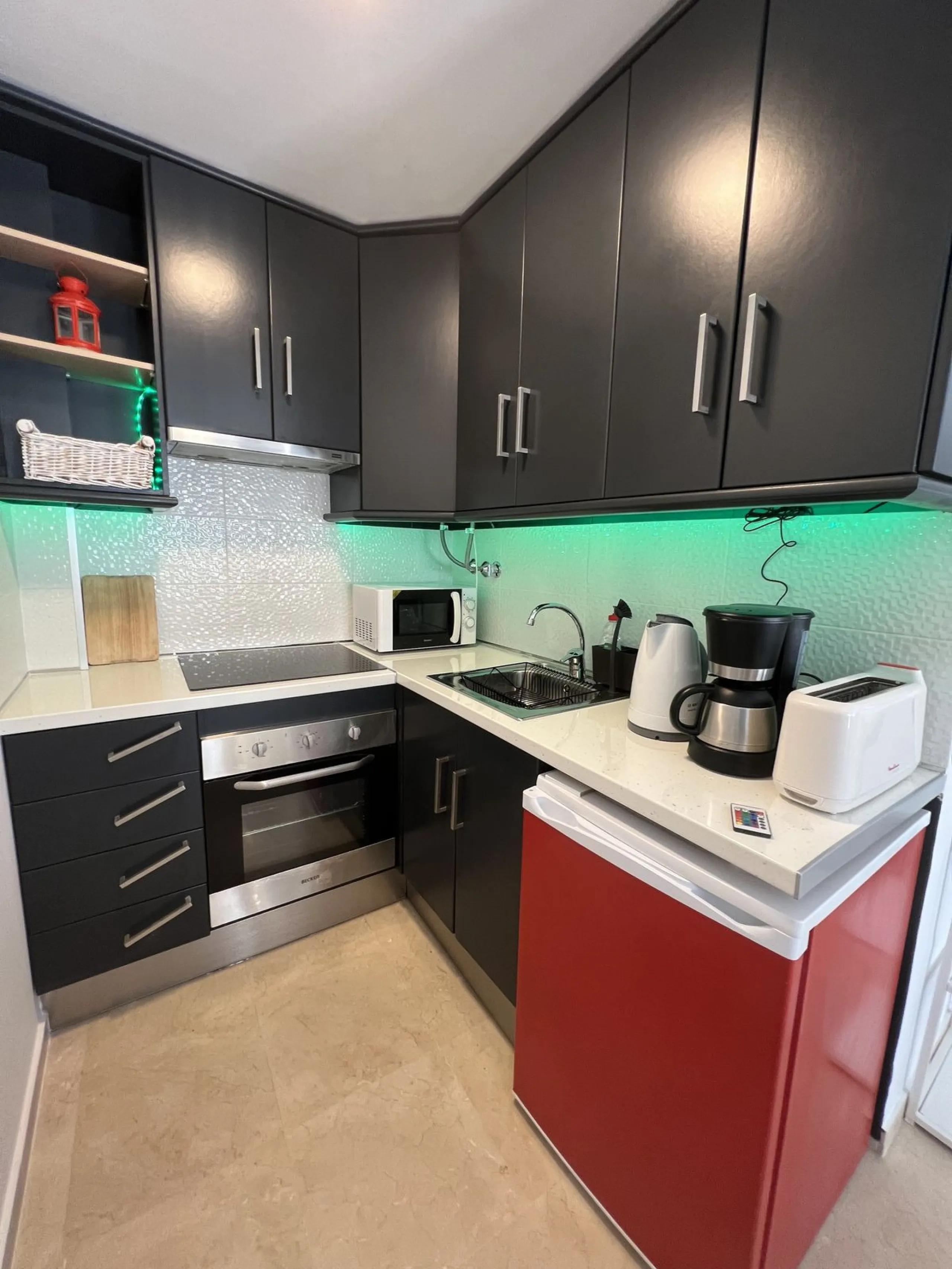 This property is located in one of the best areas of Marbella.