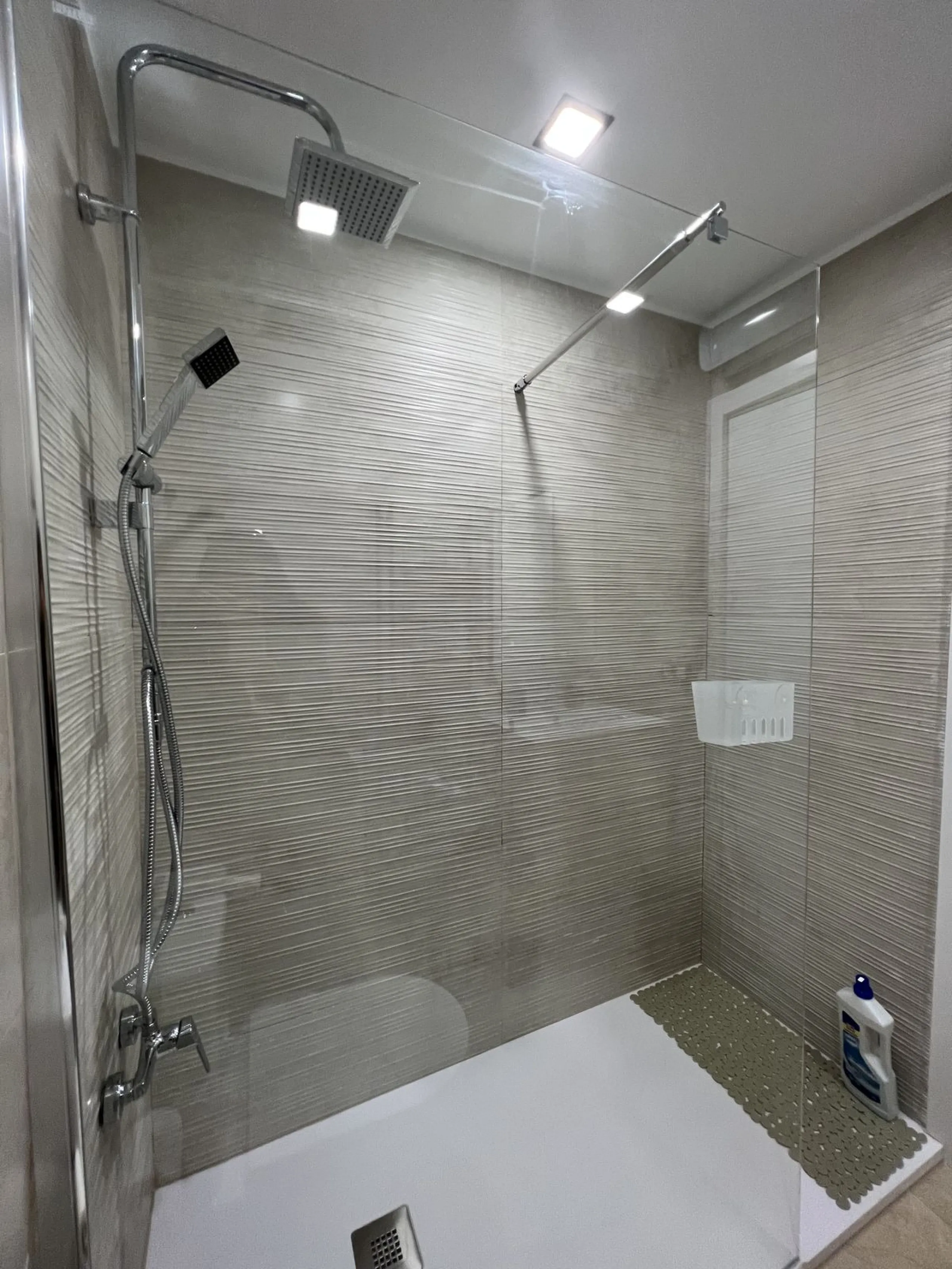 This property is located in one of the best areas of Marbella.