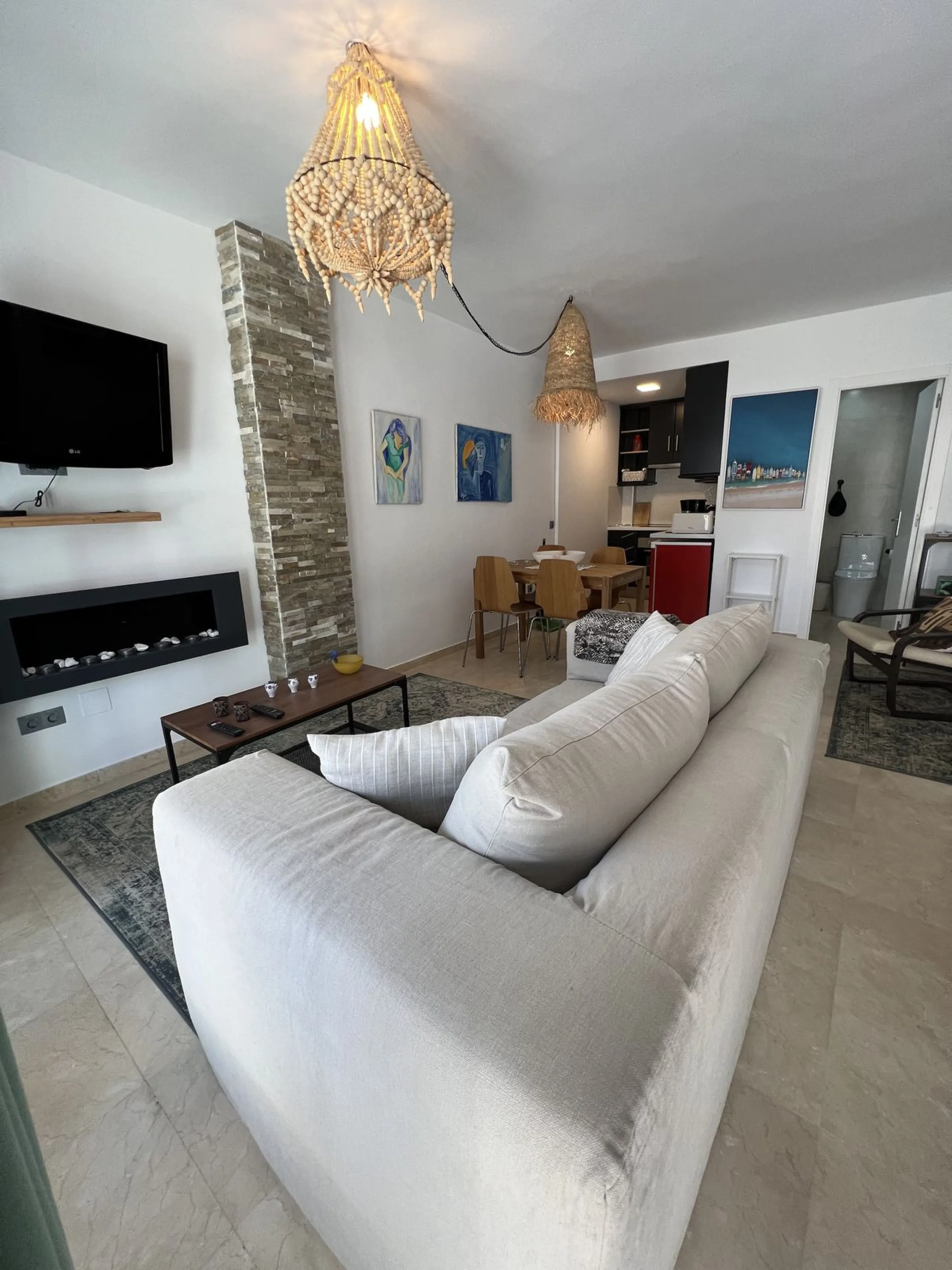 This property is located in one of the best areas of Marbella.