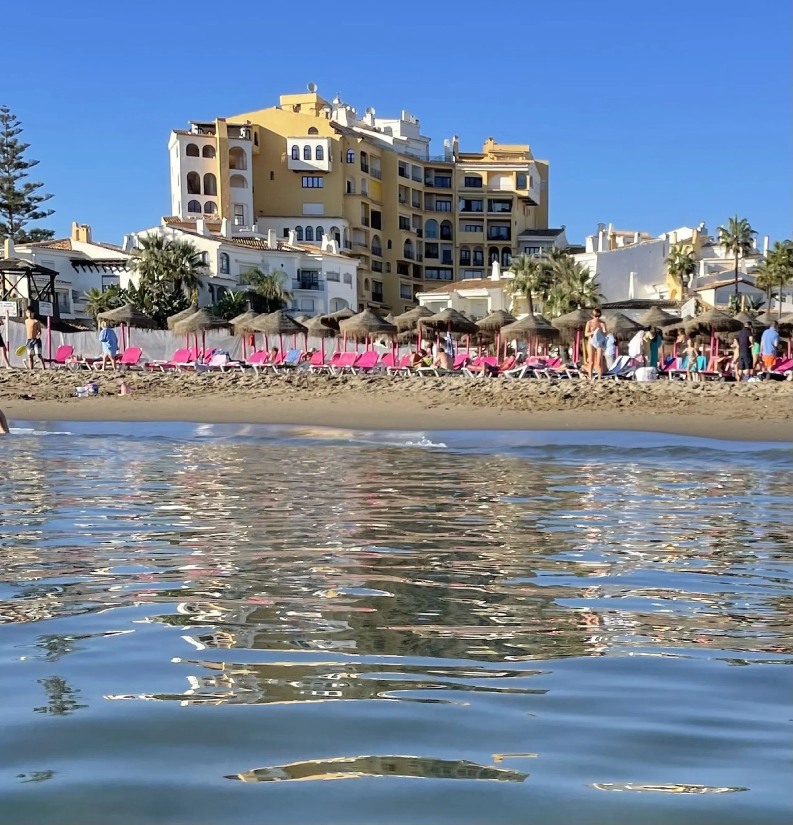 This property is located in one of the best areas of Marbella.