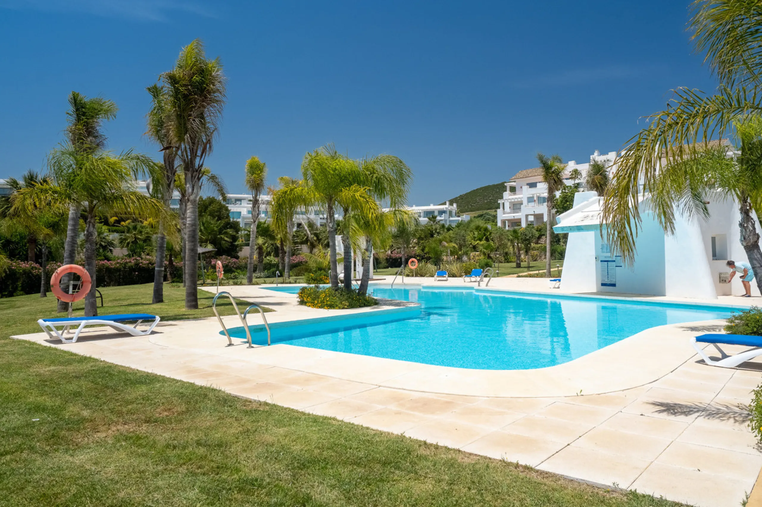 Located within one of the most sought-after developments on the Costa del Sol, this stylish ground floor apartment offers an exceptional living environment, combining comfort, nature, and a true resort lifestyle.