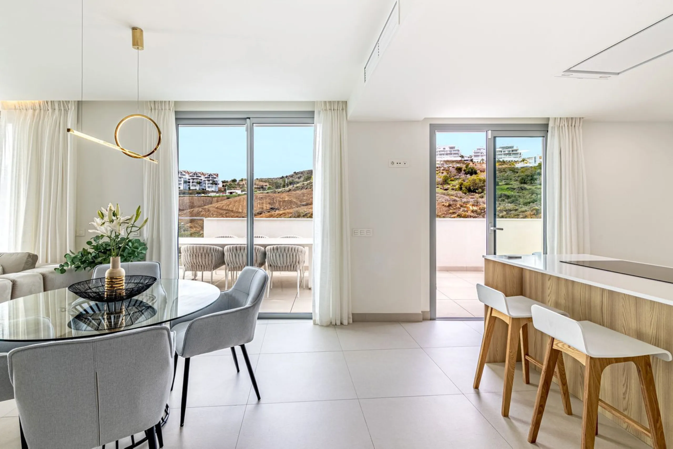 Apartment - Penthouse в продаже в Mijas, Málaga. В доме 2 спален и 3 ванных комнат. Площадь дома 107 м²