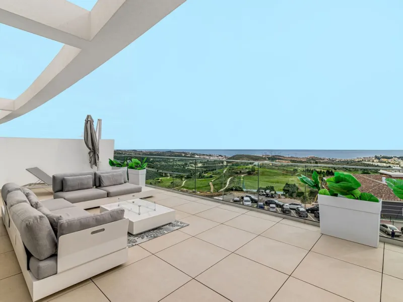 Apartment - Penthouse в продаже в Mijas, Málaga. В доме 2 спален и 3 ванных комнат. Площадь дома 107 м²