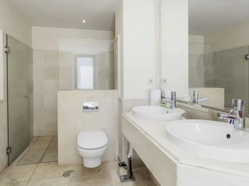 Stunning penthouse in Tee5, Los Flamingos, with breathtaking panoramic  views.