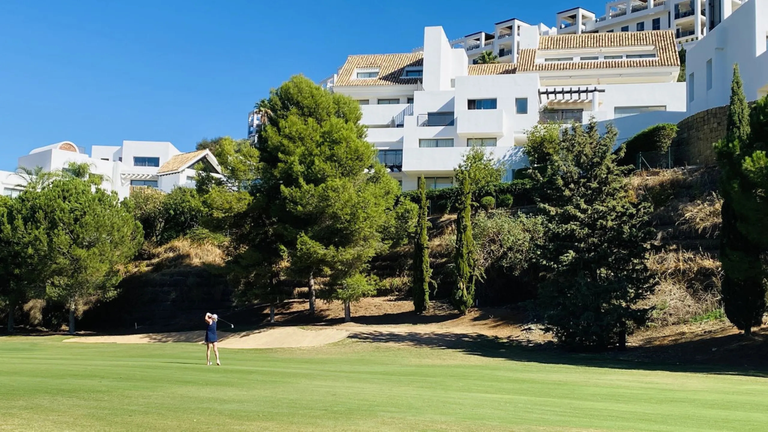 Stunning penthouse in Tee5, Los Flamingos, with breathtaking panoramic  views.