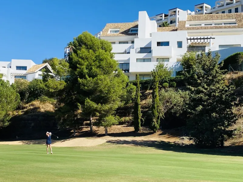 Stunning penthouse in Tee5, Los Flamingos, with breathtaking panoramic  views.