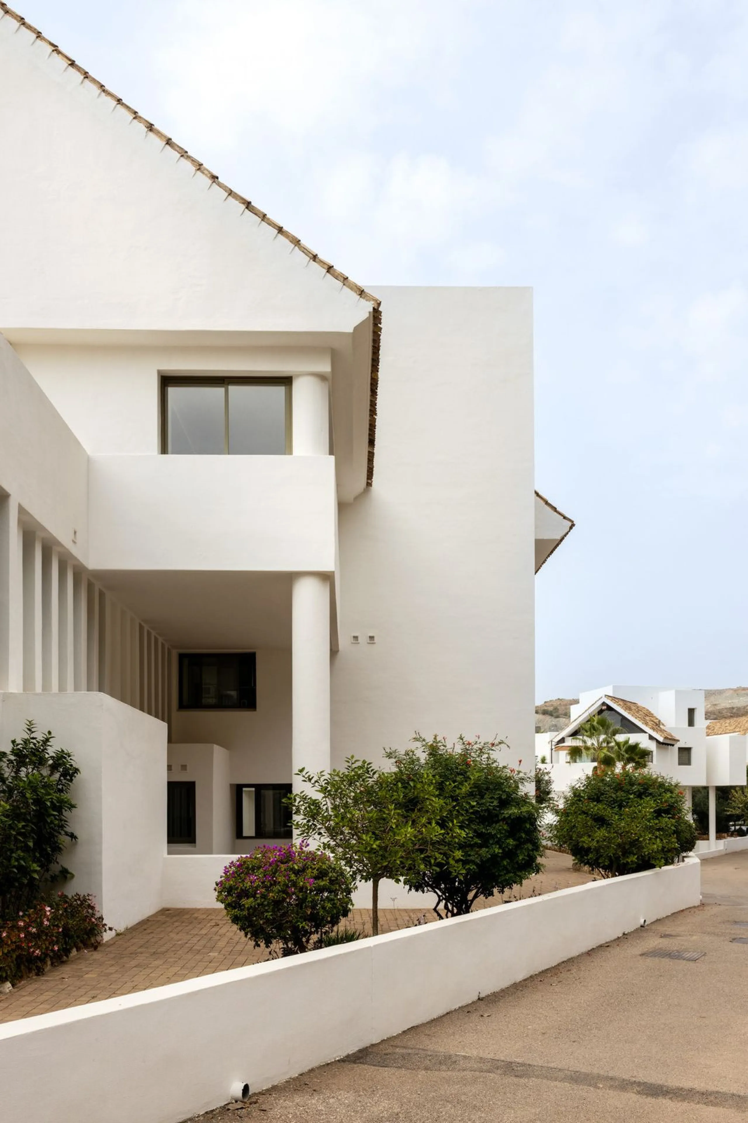 Stunning penthouse in Tee5, Los Flamingos, with breathtaking panoramic  views.