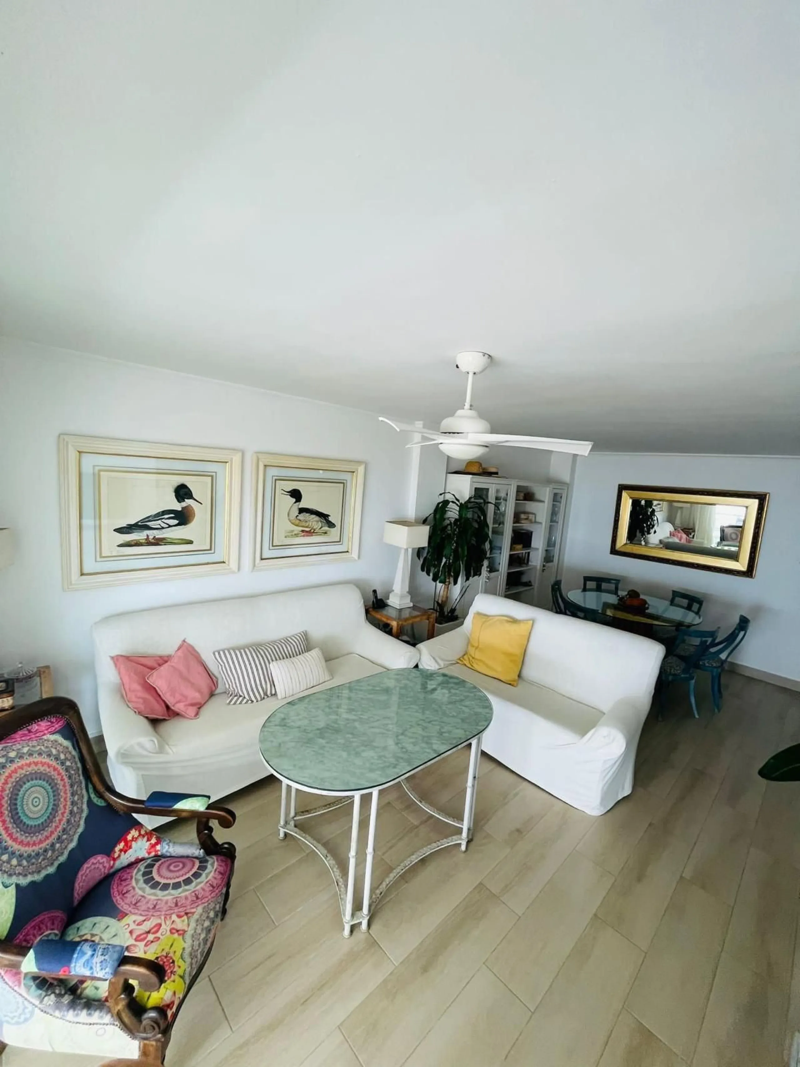 Apartment - Middle Floor Apartment в продаже в Fuengirola, Málaga. В доме 2 спален и 1 ванных комнат. Площадь дома 82 м²