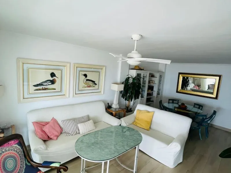 Apartment - Middle Floor Apartment в продаже в Fuengirola, Málaga. В доме 2 спален и 1 ванных комнат. Площадь дома 82 м²