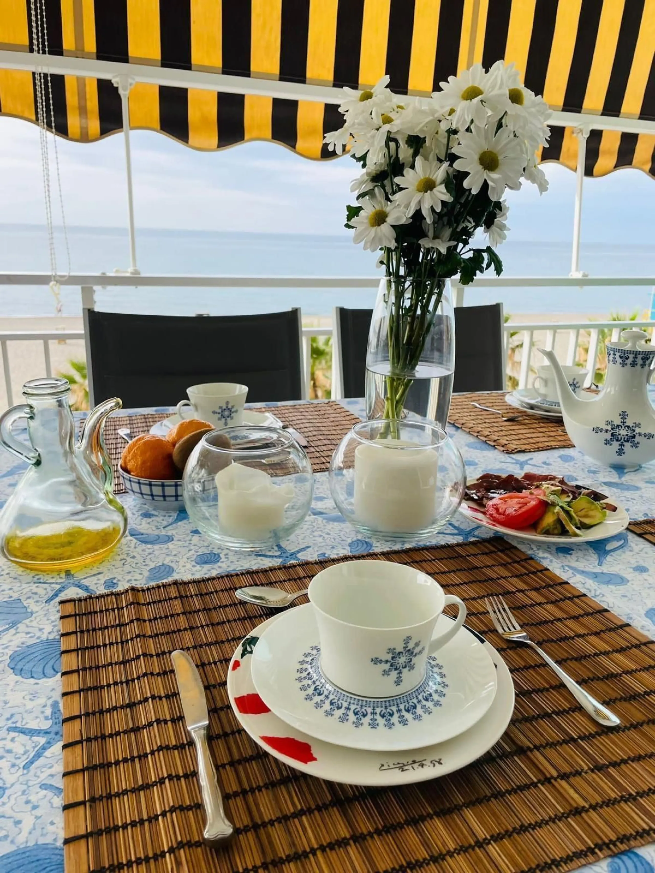 Apartment - Middle Floor Apartment в продаже в Fuengirola, Málaga. В доме 2 спален и 1 ванных комнат. Площадь дома 82 м²