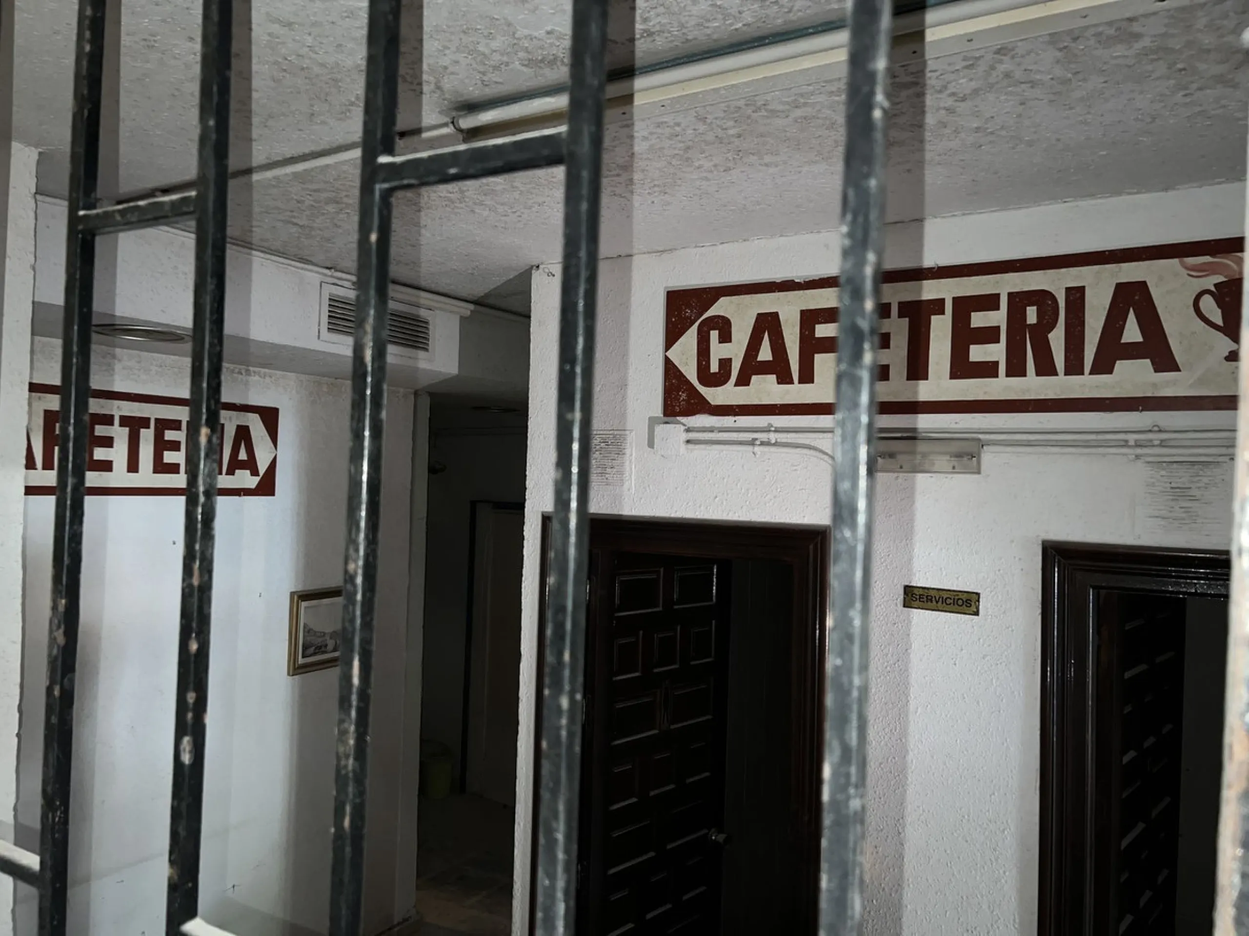 *** Investment Opportunity!!! *** Building to Renovate in Avda Reyes Católicos, Alhaurín de la Torre, Málaga *** Feasibility Study Completed *** Residential Use *** Possibility of Building a Multi-Family Building with 9 Homes with Underground Parking, Sto