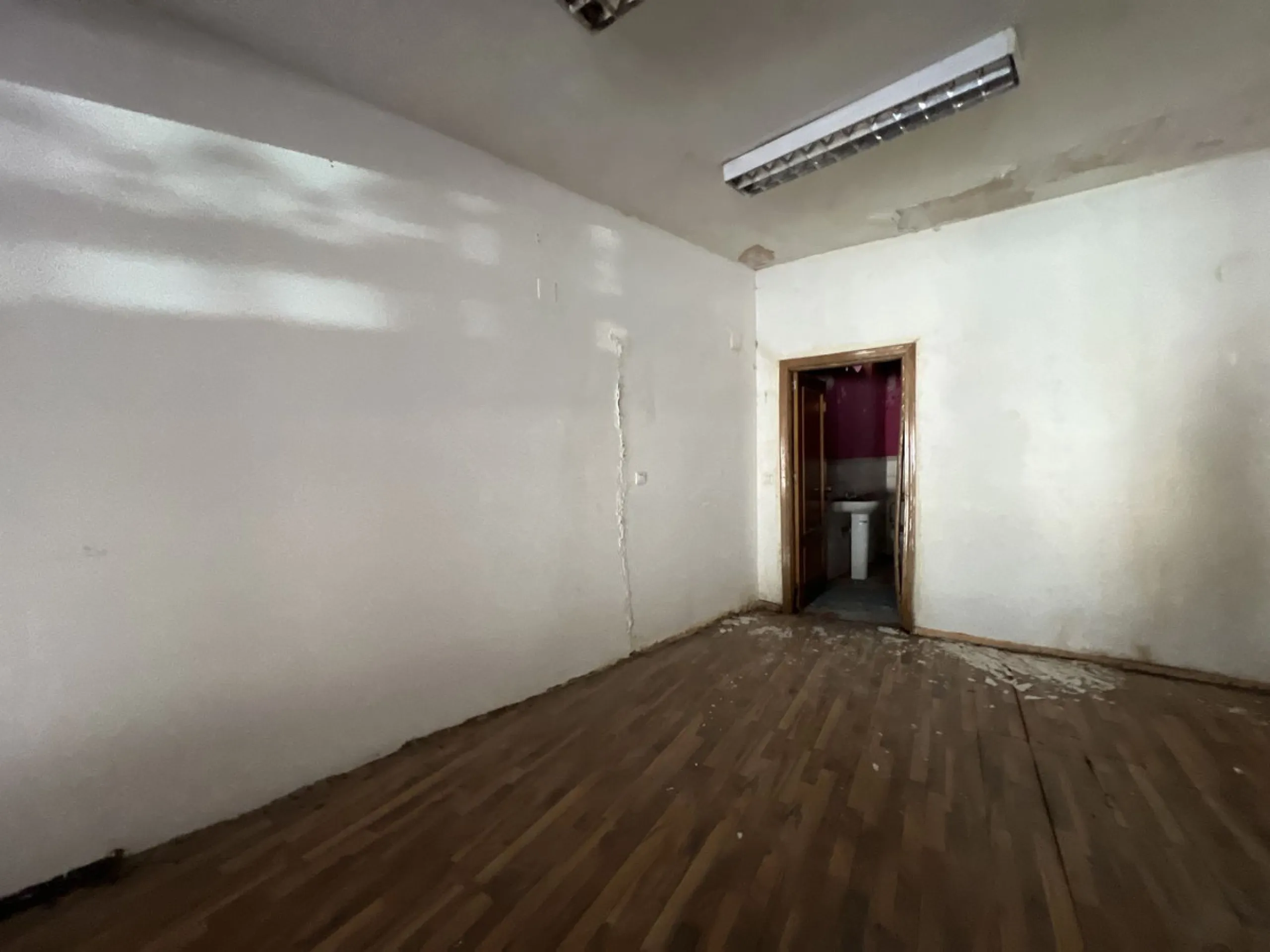 *** Investment Opportunity!!! *** Building to Renovate in Avda Reyes Católicos, Alhaurín de la Torre, Málaga *** Feasibility Study Completed *** Residential Use *** Possibility of Building a Multi-Family Building with 9 Homes with Underground Parking, Sto