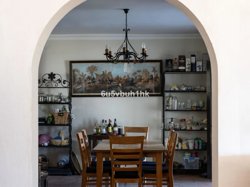 This beautiful and spacious property is located in a tranquil setting, perfect for those seeking a peaceful and relaxing environment, in between the villages of Torrox and Frigiliana, just 25 minutes away from the beach.