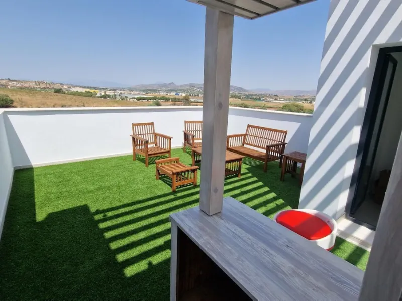 Corner Townhouse of Recent Construction in Alhaurín de la Torre