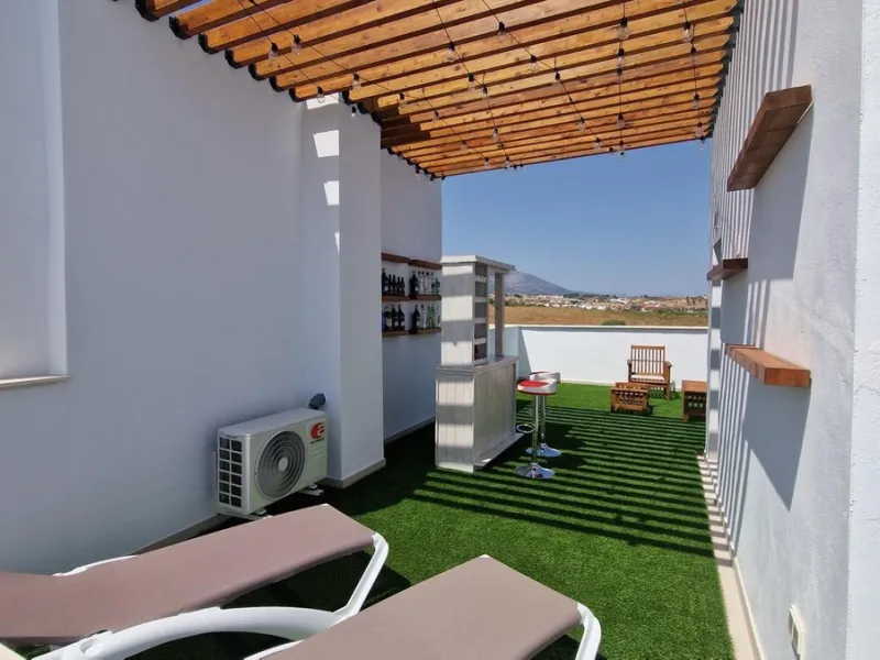 Corner Townhouse of Recent Construction in Alhaurín de la Torre