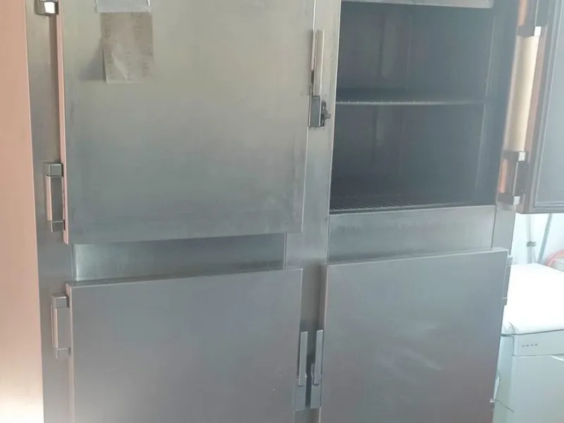Commercial premises for sale - high visibility location in commercial centre located close to El Paraiso / Benavista / Bel Air / Cancelada.