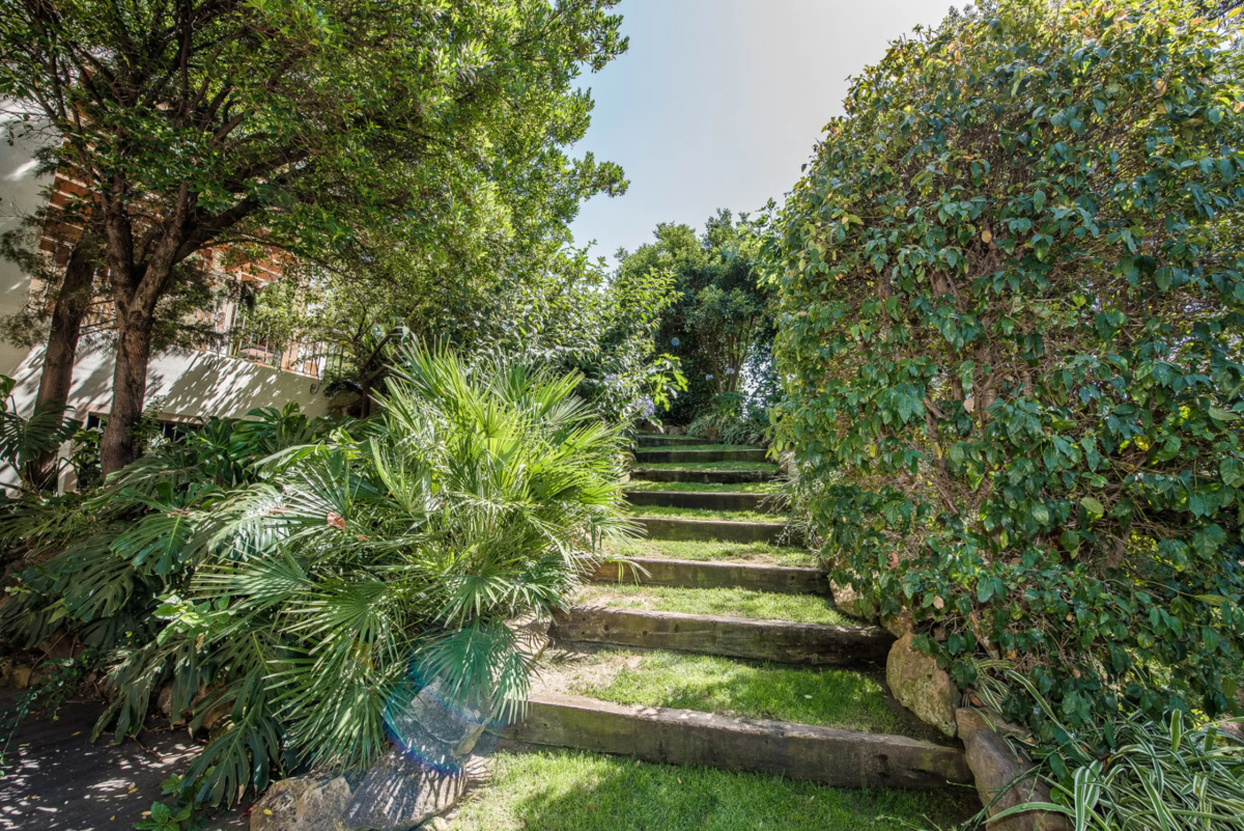 CHARMING AND LUXURIOUS HOLIDAY DOMICILE IN MARBELLA