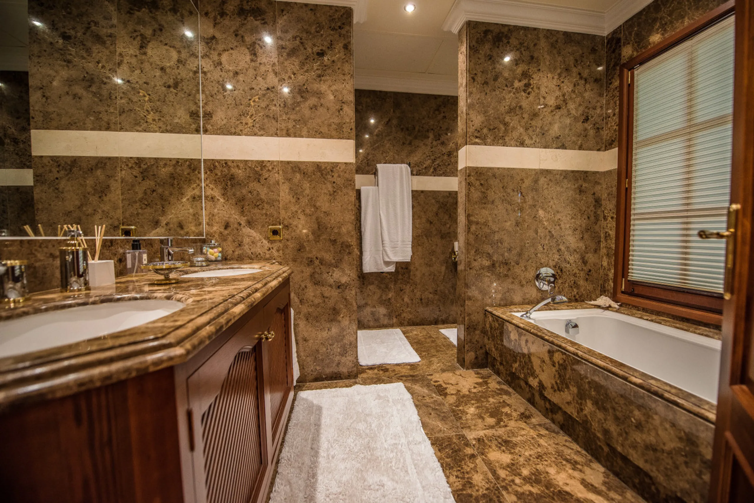 CHARMING AND LUXURIOUS HOLIDAY DOMICILE IN MARBELLA