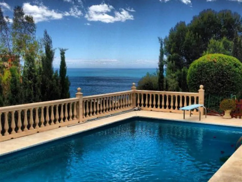 WE PRESENT THE UNIQUE VILLA JAZMIN, WITH ITS EXCELLENT LOCATION AND THE BEST VIEWS