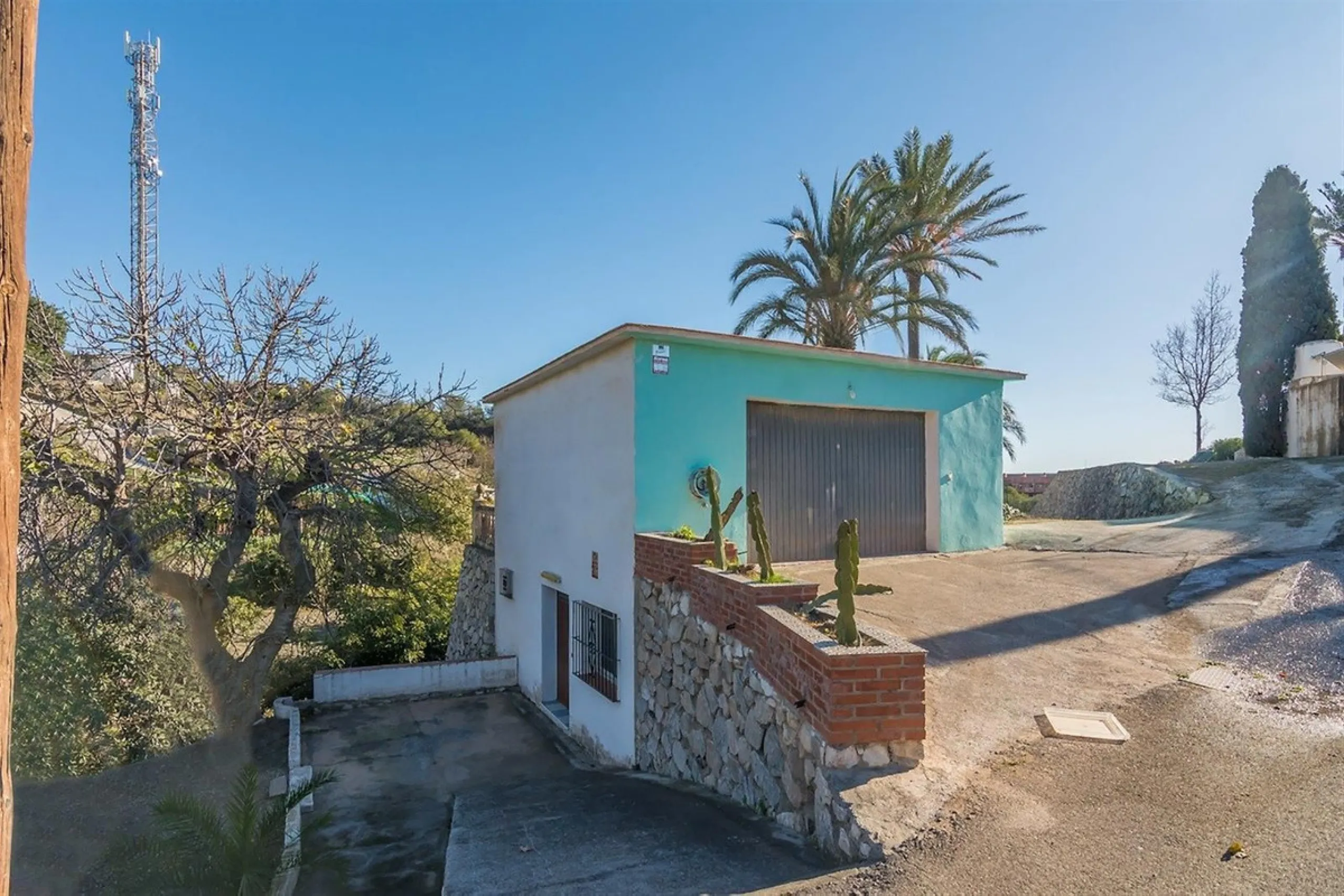 WE PRESENT THE UNIQUE VILLA JAZMIN, WITH ITS EXCELLENT LOCATION AND THE BEST VIEWS