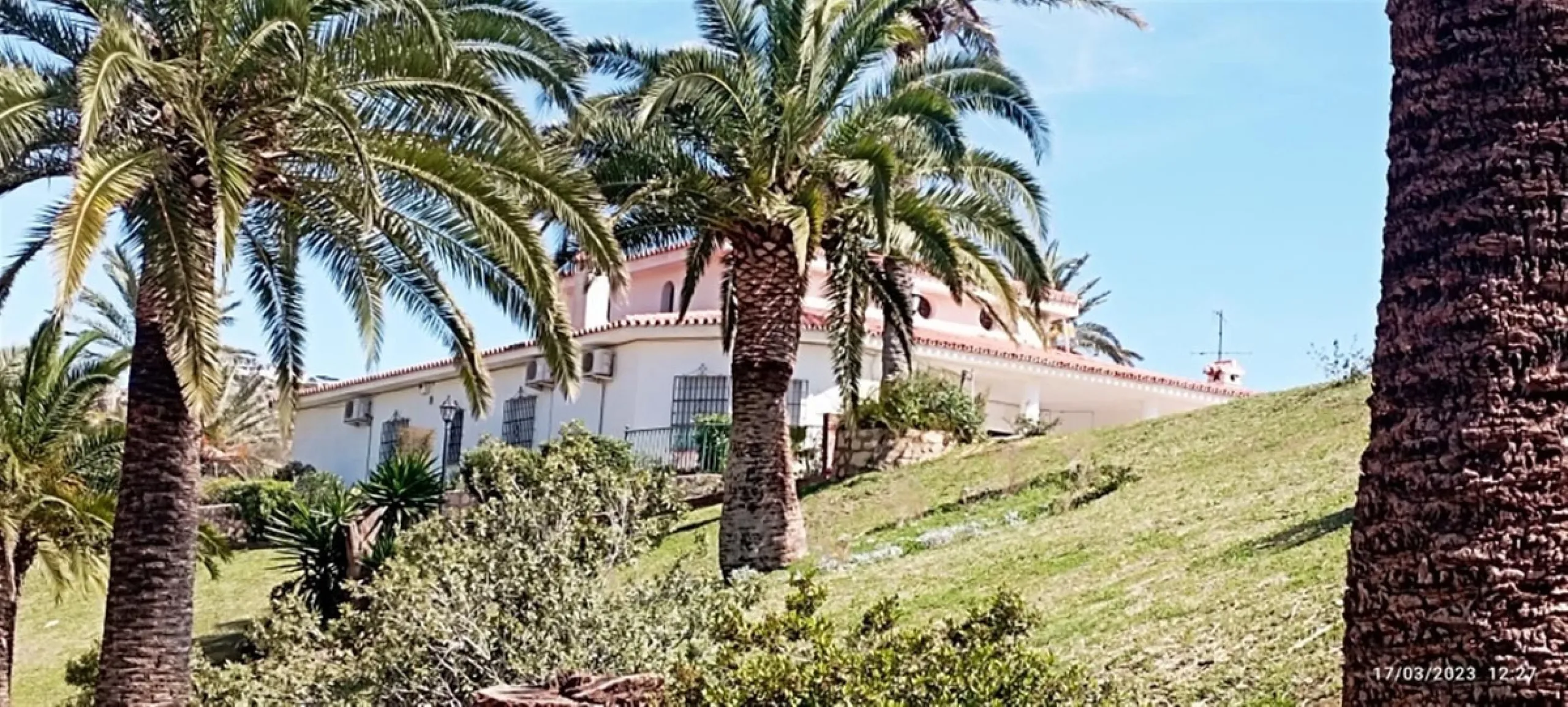 WE PRESENT THE UNIQUE VILLA JAZMIN, WITH ITS EXCELLENT LOCATION AND THE BEST VIEWS