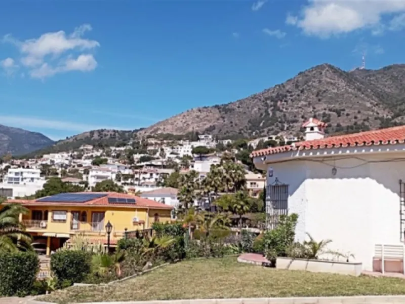 WE PRESENT THE UNIQUE VILLA JAZMIN, WITH ITS EXCELLENT LOCATION AND THE BEST VIEWS