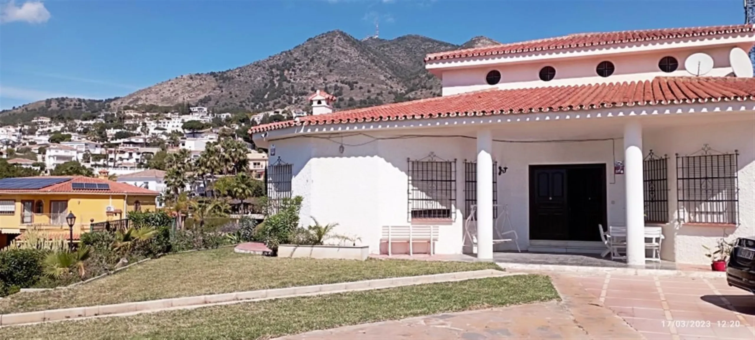 WE PRESENT THE UNIQUE VILLA JAZMIN, WITH ITS EXCELLENT LOCATION AND THE BEST VIEWS