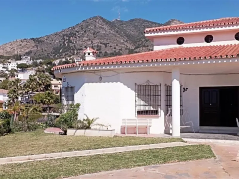 WE PRESENT THE UNIQUE VILLA JAZMIN, WITH ITS EXCELLENT LOCATION AND THE BEST VIEWS