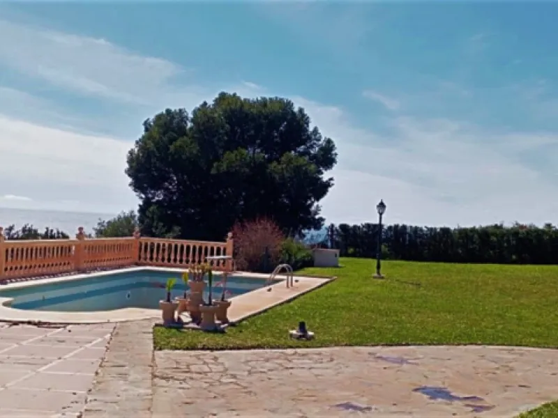 WE PRESENT THE UNIQUE VILLA JAZMIN, WITH ITS EXCELLENT LOCATION AND THE BEST VIEWS
