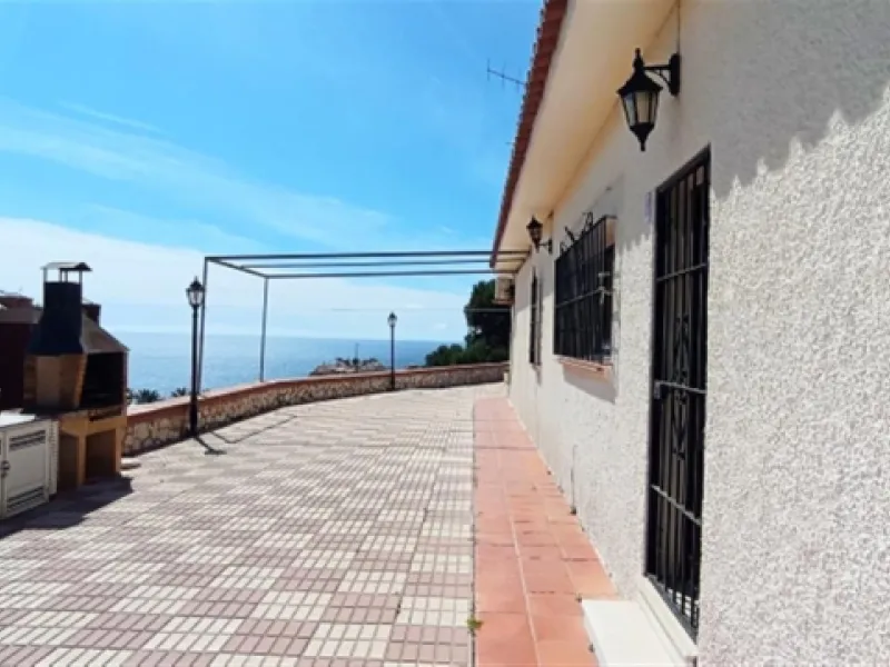 WE PRESENT THE UNIQUE VILLA JAZMIN, WITH ITS EXCELLENT LOCATION AND THE BEST VIEWS