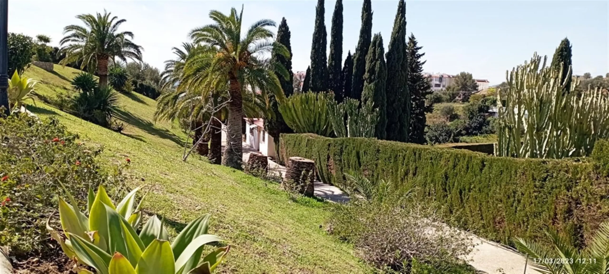 WE PRESENT THE UNIQUE VILLA JAZMIN, WITH ITS EXCELLENT LOCATION AND THE BEST VIEWS
