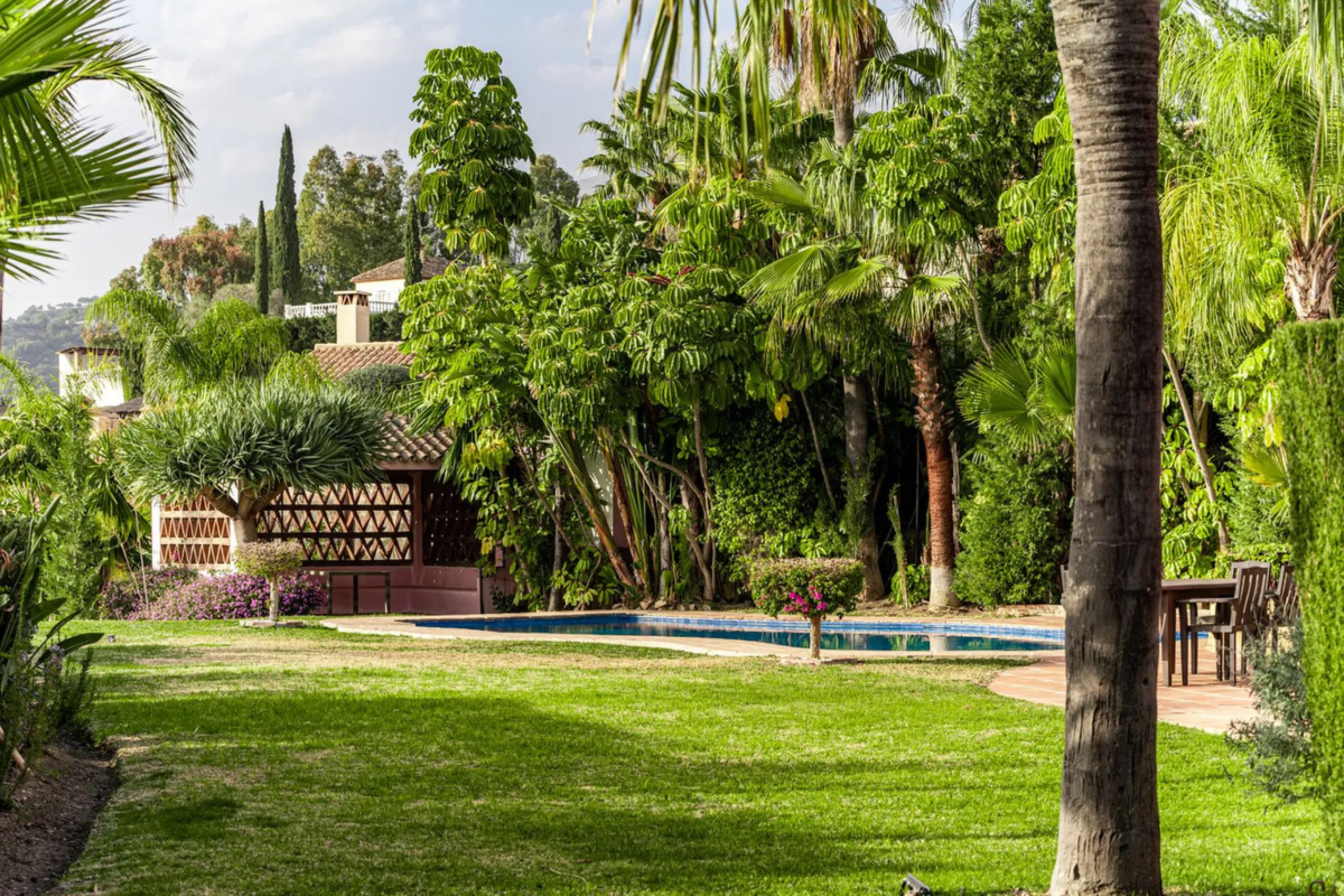 Grandeur and Stunning Andalusian PRIVATE Country House Designed by Renowned Architect Cesar De Leyva