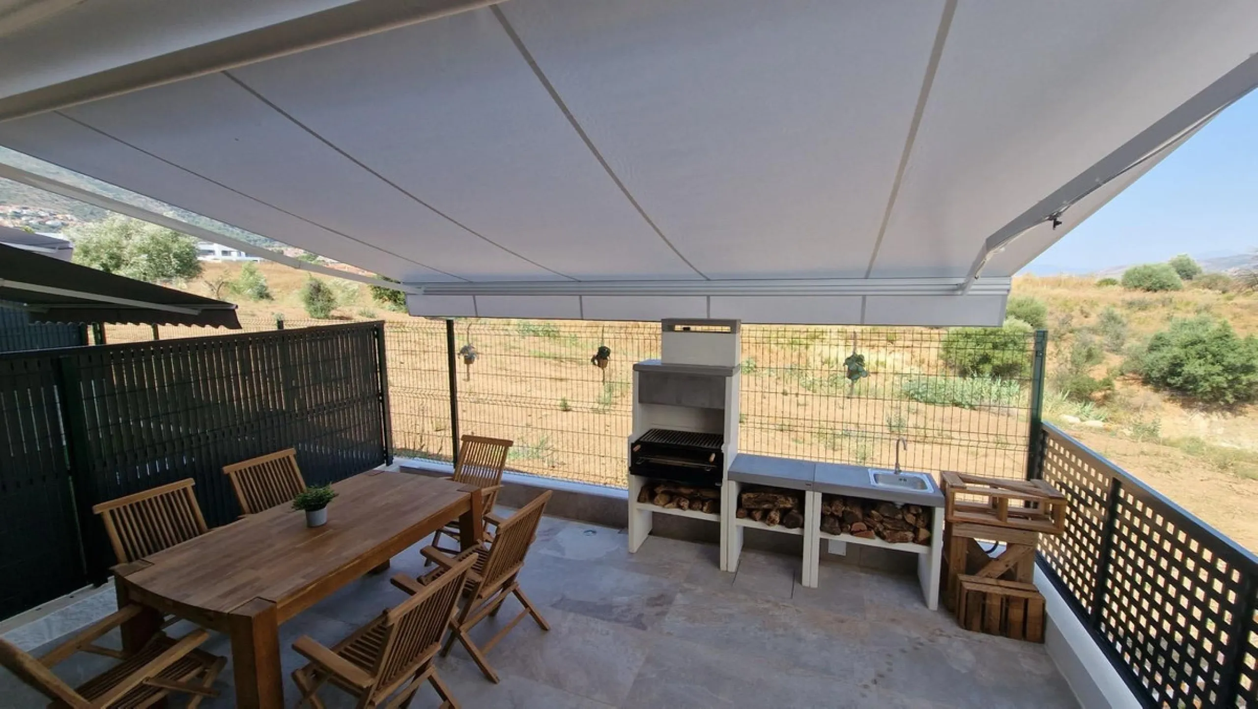 Corner Townhouse of Recent Construction in Alhaurín de la Torre