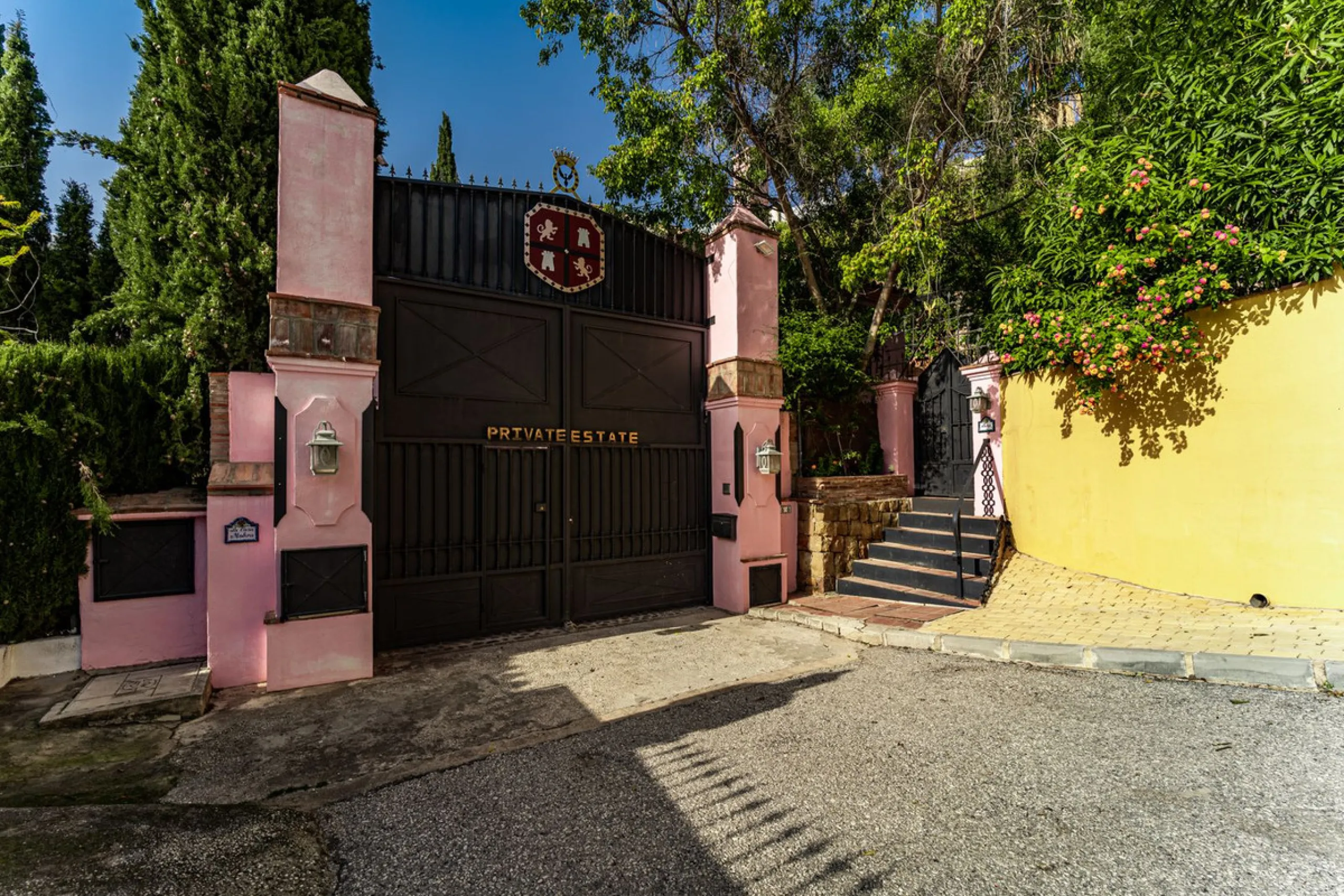 Grandeur and Stunning Andalusian PRIVATE Country House Designed by Renowned Architect Cesar De Leyva