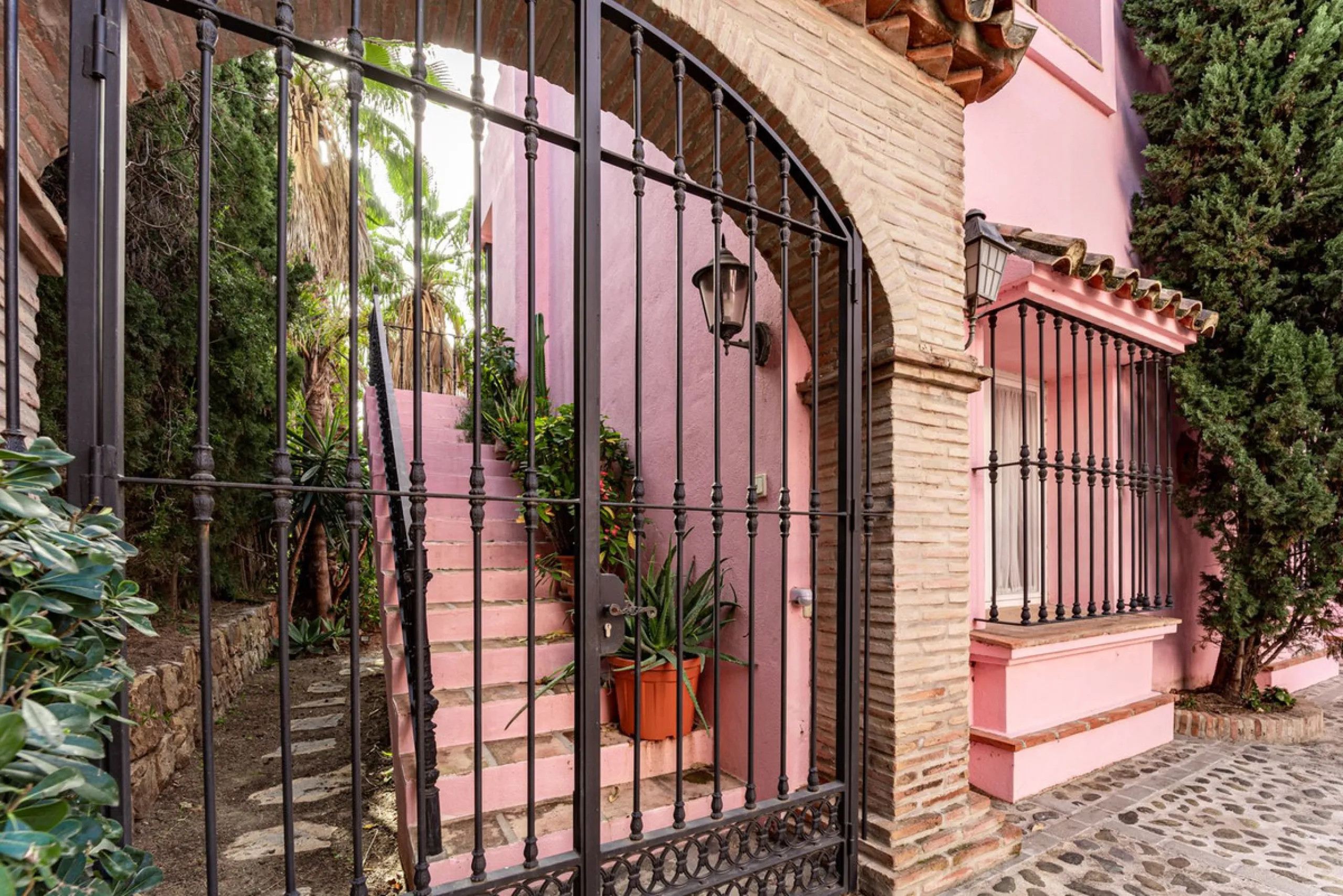 Grandeur and Stunning Andalusian PRIVATE Country House Designed by Renowned Architect Cesar De Leyva