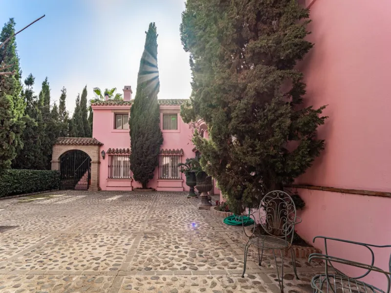 Grandeur and Stunning Andalusian PRIVATE Country House Designed by Renowned Architect Cesar De Leyva