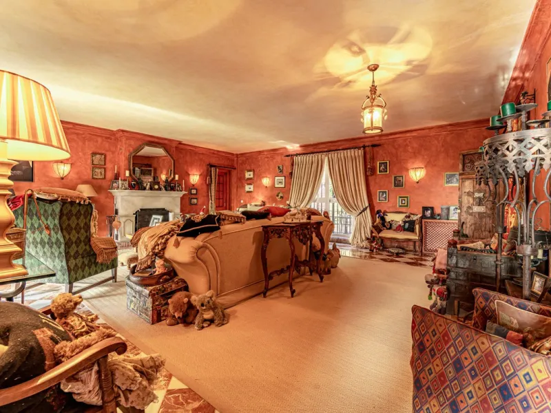 Grandeur and Stunning Andalusian PRIVATE Country House Designed by Renowned Architect Cesar De Leyva