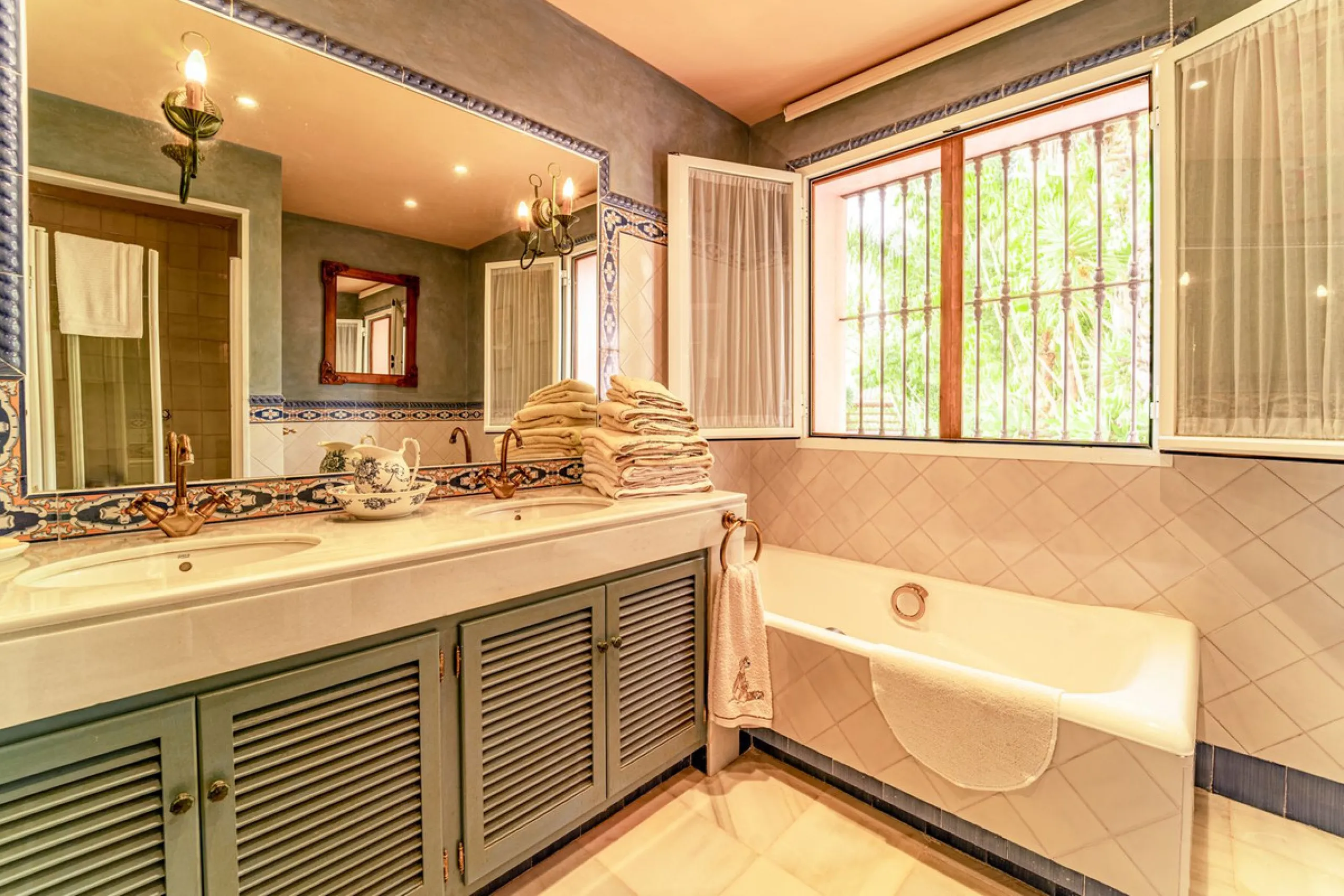 Grandeur and Stunning Andalusian PRIVATE Country House Designed by Renowned Architect Cesar De Leyva