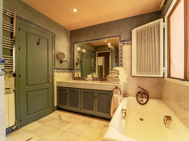 Grandeur and Stunning Andalusian PRIVATE Country House Designed by Renowned Architect Cesar De Leyva