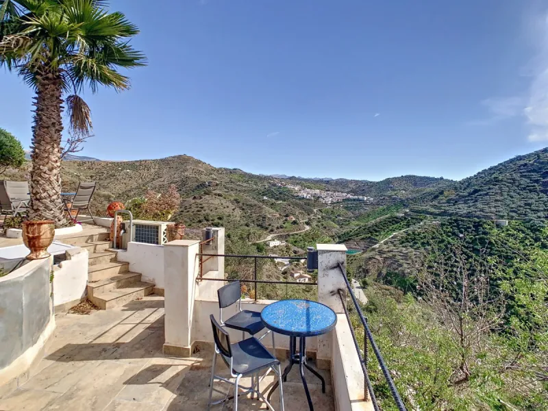 You are looking for a large villa with a heated swimming pool, neatly hidden nearly at the top of a mountain, surrounded by nature with breath-taking views of the valley up to the sea and the village of Arenas? This might just be what you are looking for.