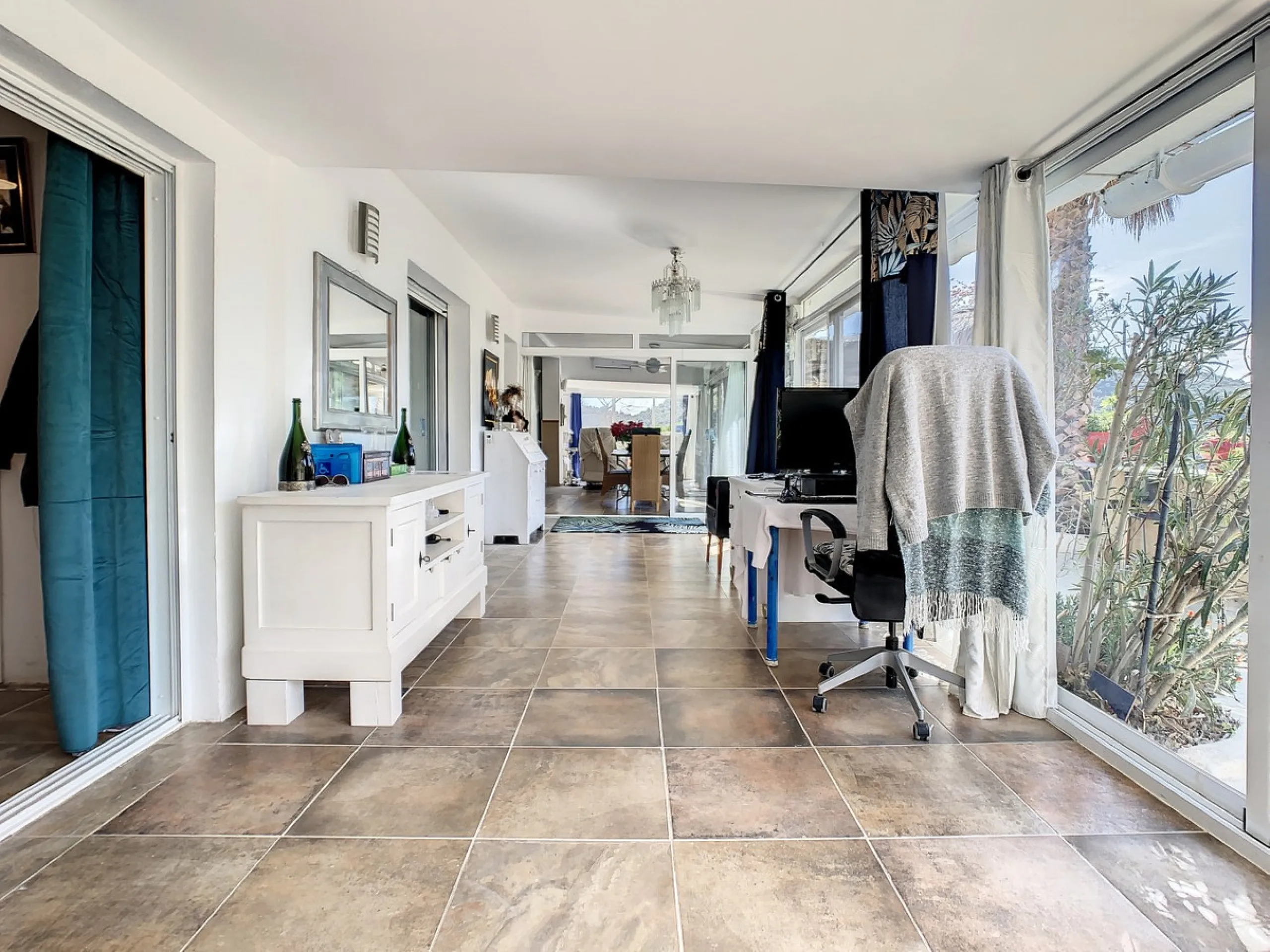 You are looking for a large villa with a heated swimming pool, neatly hidden nearly at the top of a mountain, surrounded by nature with breath-taking views of the valley up to the sea and the village of Arenas? This might just be what you are looking for.