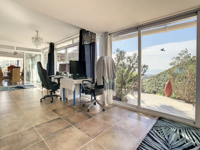 You are looking for a large villa with a heated swimming pool, neatly hidden nearly at the top of a mountain, surrounded by nature with breath-taking views of the valley up to the sea and the village of Arenas? This might just be what you are looking for.