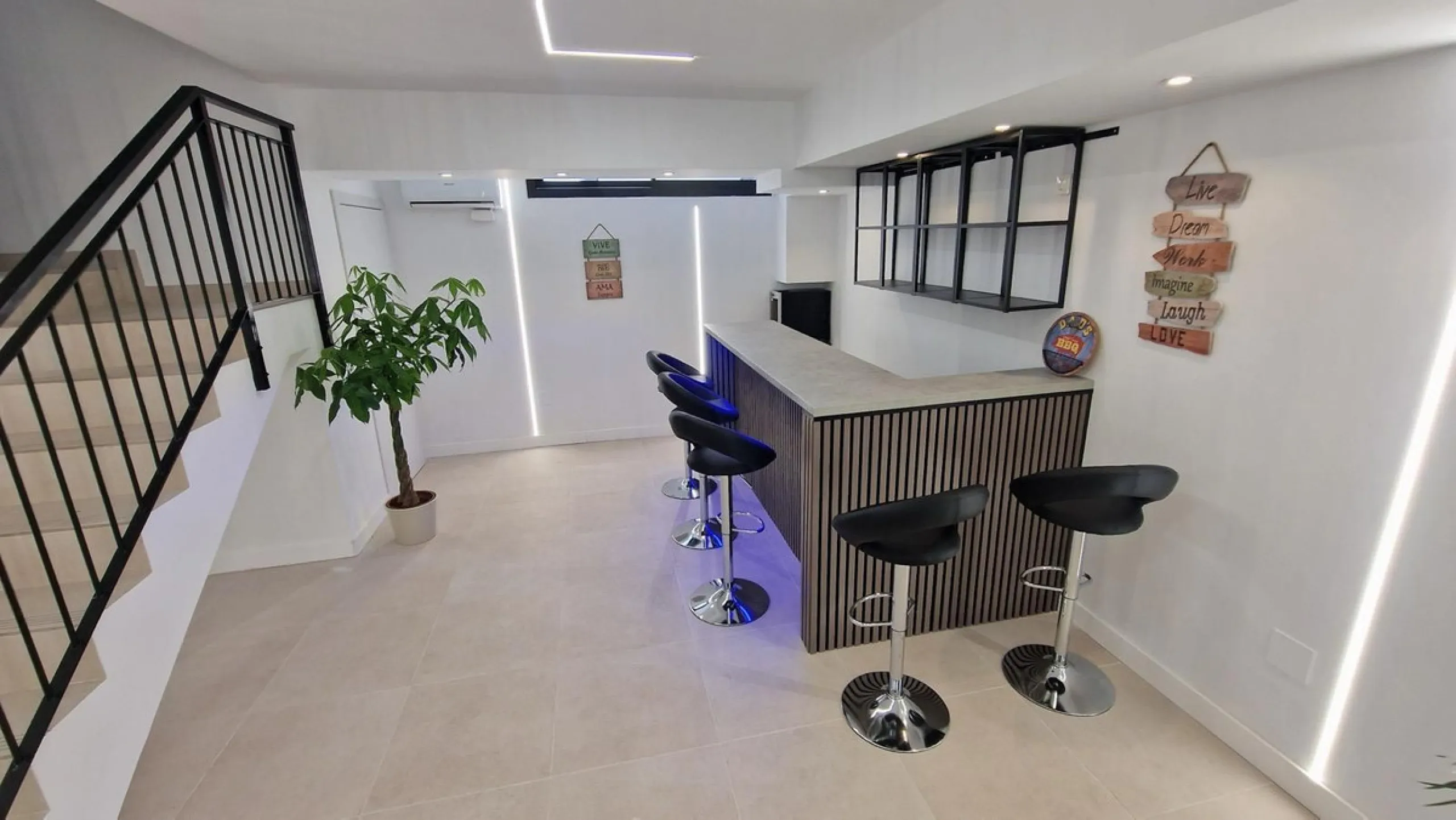 Corner Townhouse of Recent Construction in Alhaurín de la Torre
